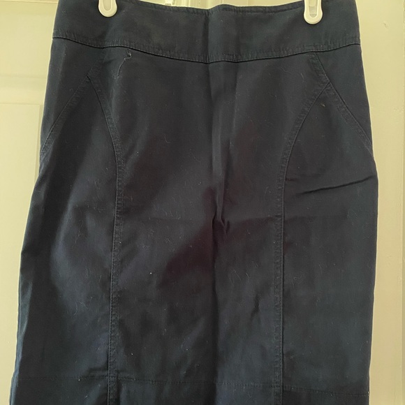 H&M Navy Blue Pencil Skirt (Size 6 US) - Picture 2 of 3
